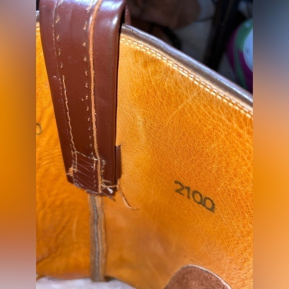 Tony Lama - Brown Textured- Handcrafted - Women's - Cowboy Boots- Size 10 B‌‌‌‍‍ - Picture 4 of 11